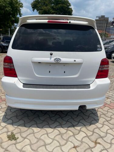 NAUZA TOYOTA KLUGER MPYA 