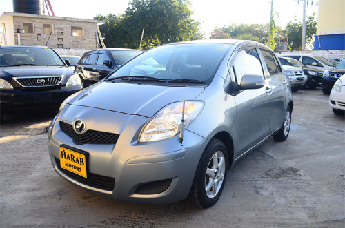 TOYOTA VITZ