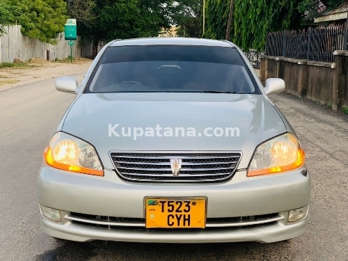 TOYOTA MARK 2