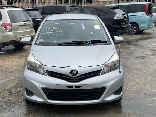 Vitz new model nauza new