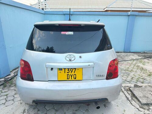 Toyota Ist 
