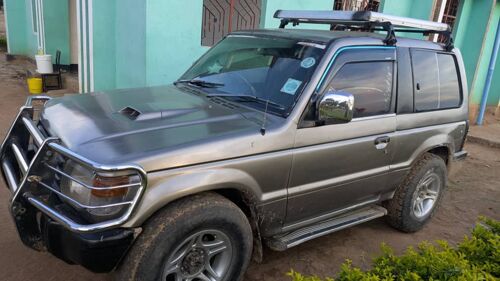 Mistubish Pajero Manual