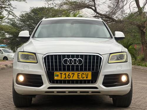 Audi Q5 Mil 28.9