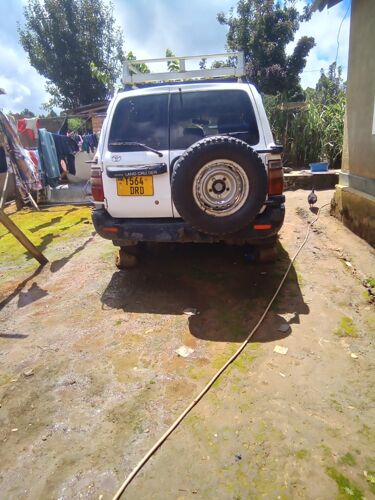 LAND CRUISER GX