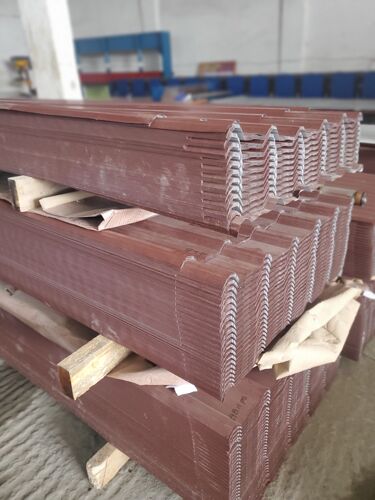 WAUZAJI WA MABATI YA RANGI