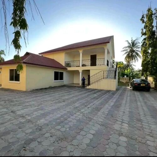 HOUSE FOR RENT AT MBEZI BEACH