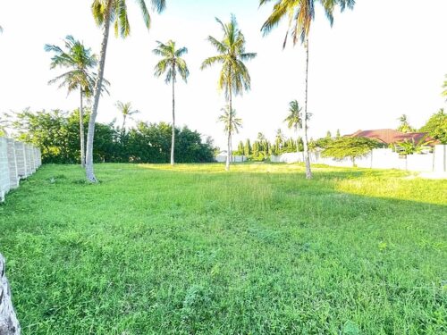 PLOT FOR SALE MBEZ BEACH