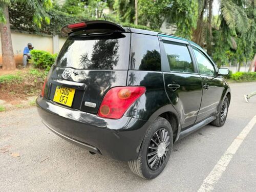 Toyota ist safi ipo mwanza