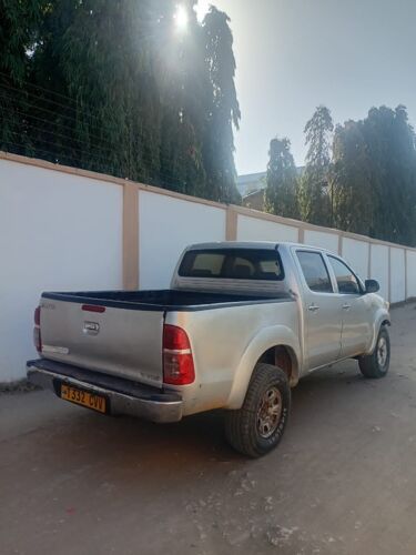 Hilux Double cabin Pickup 2kd 