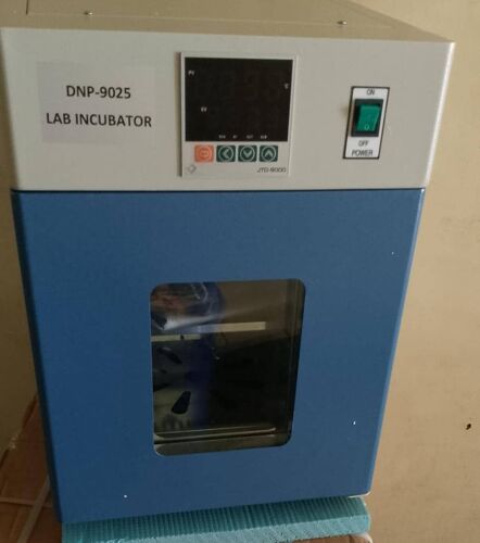 LAB INCUBATOR DNP 9025