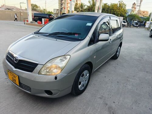 Toyota spacio