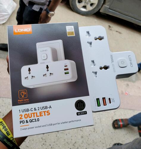 LDNIO multpurpose power adapter