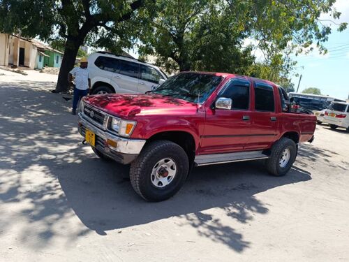 Hilux double cabin ipo dsm 