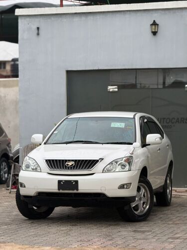 NAUZA TOYOTA HARRIER 