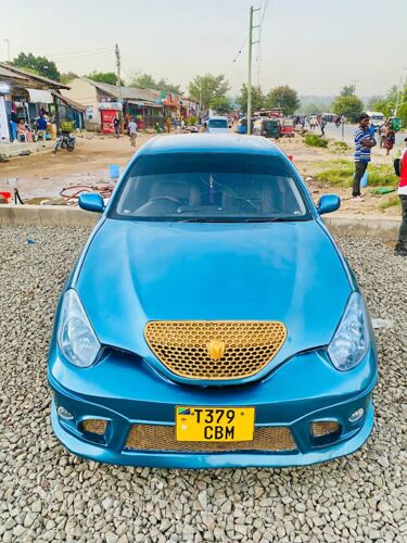 Toyota verosa ipo mwanza