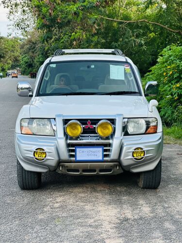 Mistubish pajero