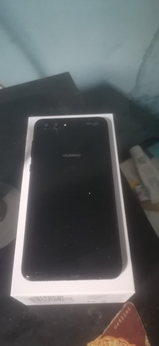 Huawei nova 2s
