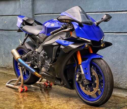 2024 Yamaha R1