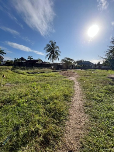 KIWANJA SQM.1000. KUNDUCHI 