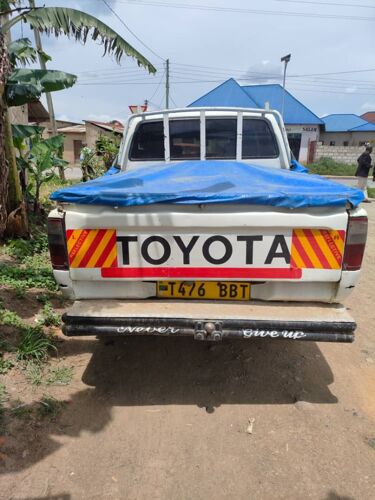 TOYOTA HILUX ENGINE 5L DIESEL 