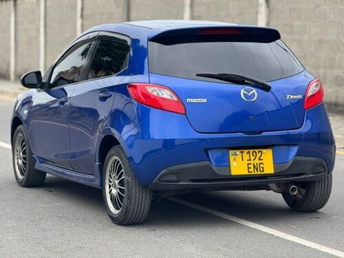 Mazda demio 