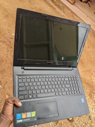 LENOVO LAPTOP..i3/6Gb/1TB