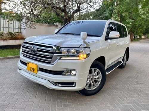 LAND CRUSER V8