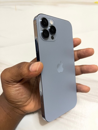Iphone 11 Macho Matatu