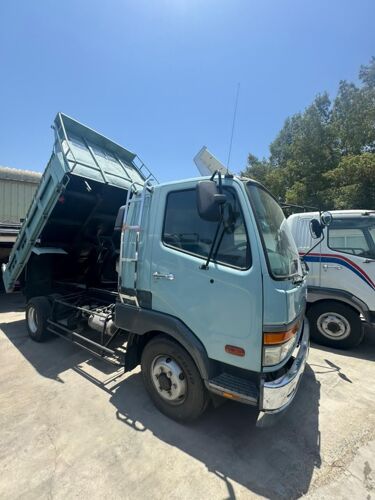 MITSUBISHI FUSO TIPPER 6D17