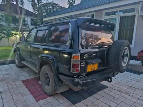 Landcruiser vx Amazon 