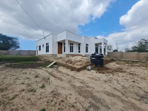 HOUSE FOR SALE AT GOBA