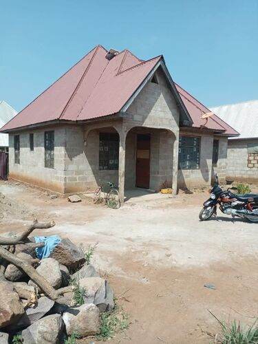 Nyumba ipo kisesa mwanza
