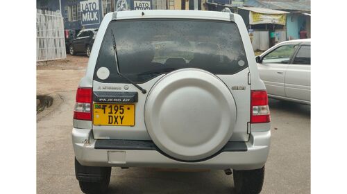 Mistubish Pajero 