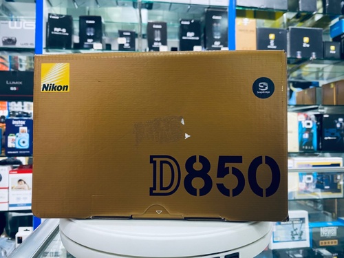 Nikon D850