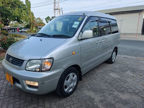 Toyota Noah DVD