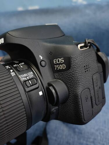 CANON 750D 