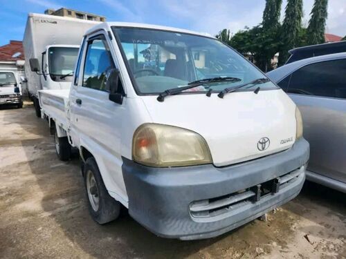 TOWN HIACE NAUZA NEW SAFI 