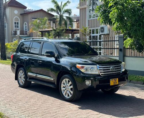 Landcruiser  V8 namba c 