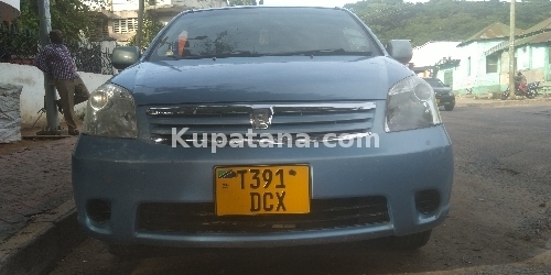 Toyota raum nzur Sana inauzwa