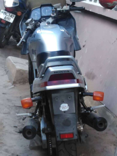 HONDA FVR 750
