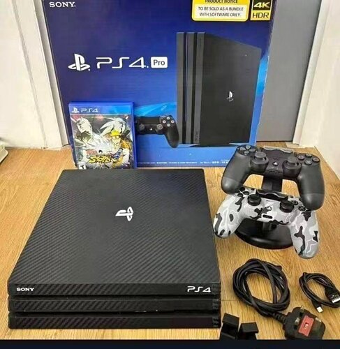 PS 4 PRO