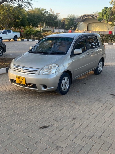 TOYOTA RAUM INAUZWA