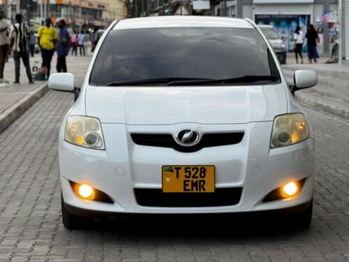 Toyota auris kali sanaa