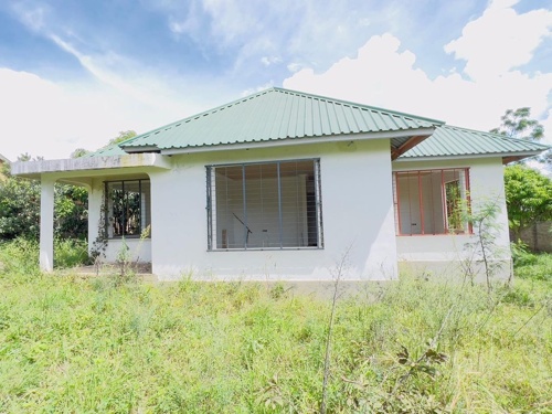Nyumba Inauzwa Nyasaka Center