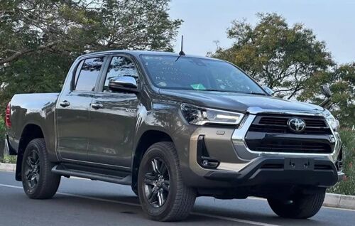 HILUX NAUZA NEW SAFI SANA