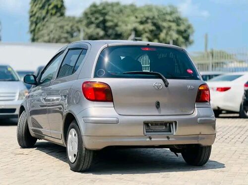 Vitz nauza new safi sana