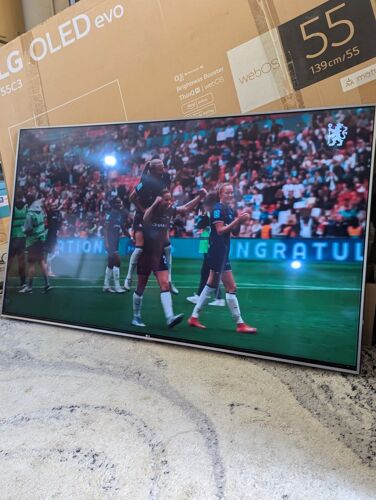 LG smart tv 55inches very slim
