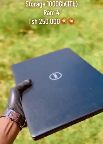Laptop  250,000/= ☎️0675427983