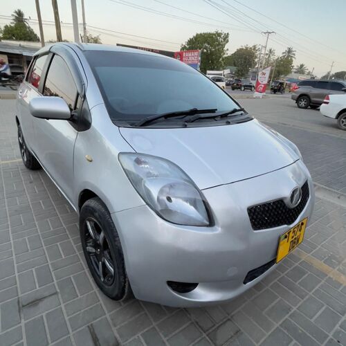 Vitz new model inauzwa 7.5
