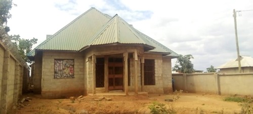 HOUSE FOR SALE AT KINGWILIRA